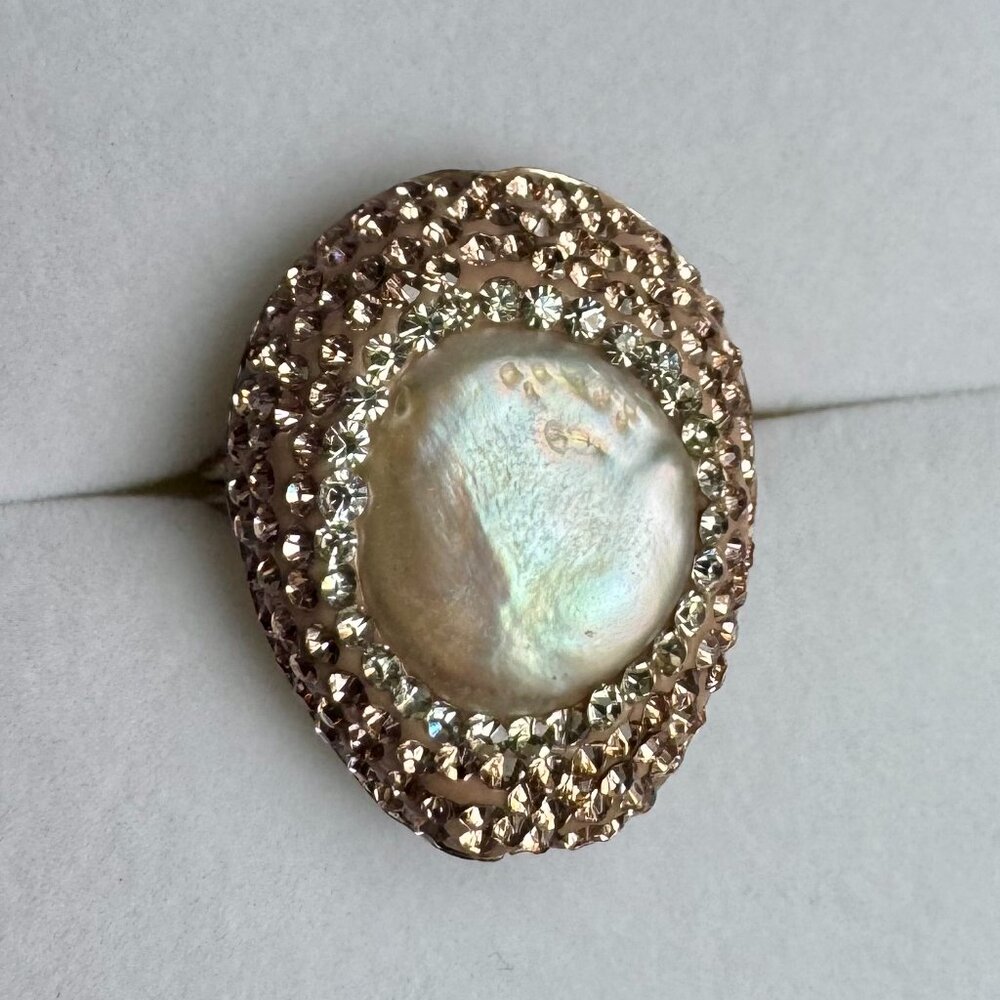 925 Sterling Silver Mother of Pearl and Swarovski Adjustable sized ring